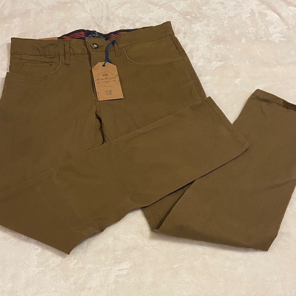 NWT Across The Pond Slim Fit Stretch Chino in Tobacco